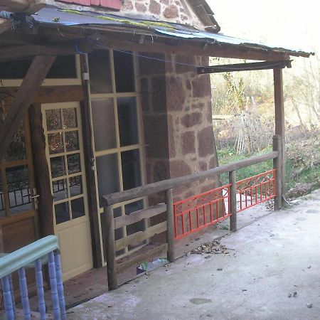 Grange Renovee En Pleine Nature Valady Exterior photo